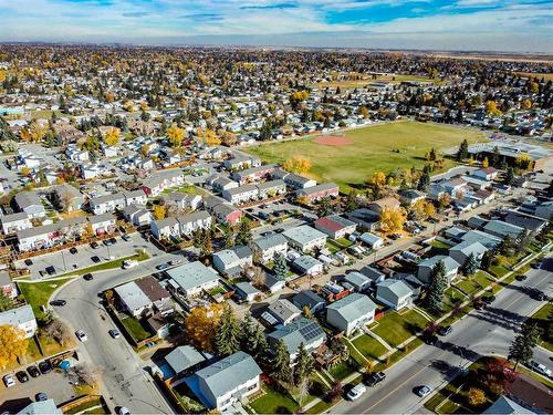 5407 14 Avenue Se, Calgary, AB - Outdoor With View