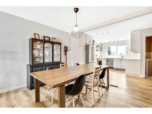 112 Hodson Crescent, Okotoks, AB - Indoor Photo Showing Dining Room