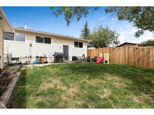 112 Hodson Crescent, Okotoks, AB - Outdoor