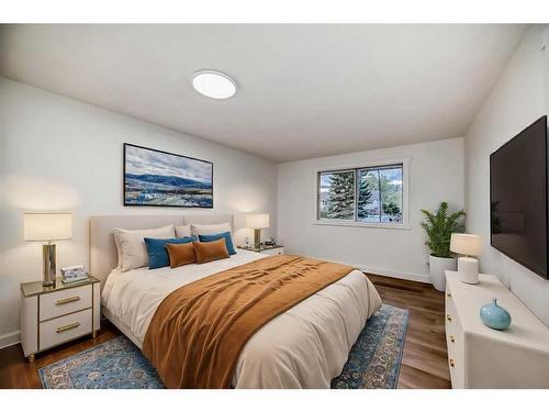 37 Fonda Cres Se, Calgary, AB - Indoor Photo Showing Bedroom