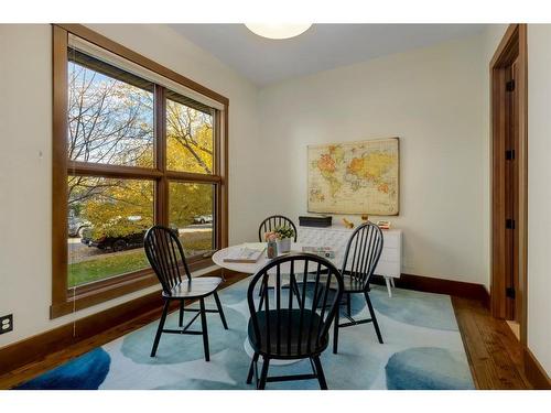 1743 47 Avenue Sw, Calgary, AB - Indoor Photo Showing Dining Room