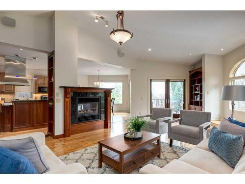 1827 11 Avenue Nw, Calgary, AB - Indoor Photo Showing Living Room With Fireplace