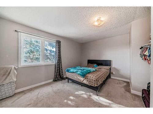 136 Martindale Boulevard Ne, Calgary, AB - Indoor Photo Showing Bedroom