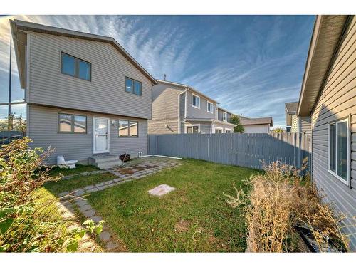 136 Martindale Boulevard Ne, Calgary, AB - Outdoor