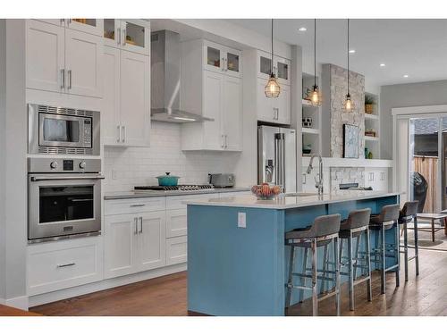 1920 6 Street Nw, Calgary, AB - Indoor Photo Showing Kitchen With Upgraded Kitchen