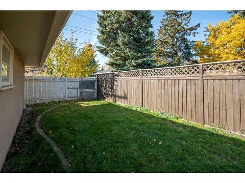 2609 Canmore Road Nw, Calgary, AB - Outdoor