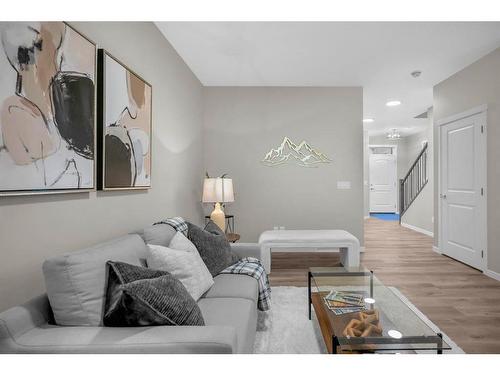 122 Magnolia Drive Se, Calgary, AB - Indoor Photo Showing Living Room