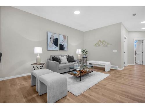 122 Magnolia Drive Se, Calgary, AB - Indoor Photo Showing Living Room