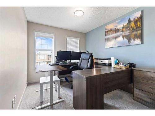 18 Evanscrest Terrace Nw, Calgary, AB - Indoor Photo Showing Office