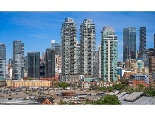 3008-1188 3 Street Se, Calgary, AB - Outdoor With Facade