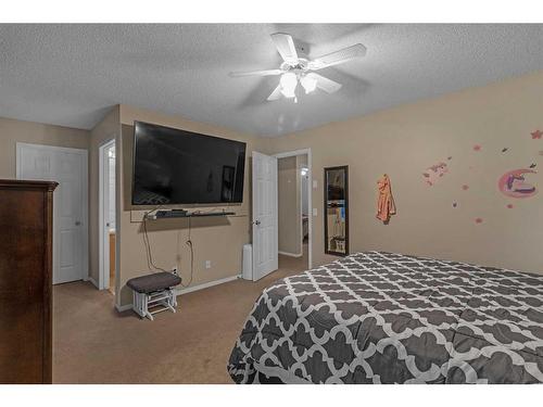 826 Copperfield Boulevard Se, Calgary, AB - Indoor Photo Showing Bedroom