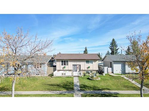 6128 Madigan Drive Ne, Calgary, AB - Outdoor