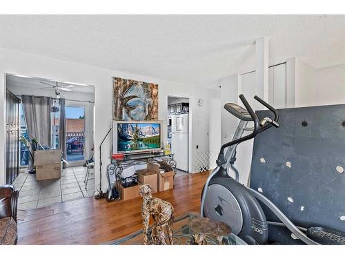 6128 Madigan Drive Ne, Calgary, AB - Indoor Photo Showing Gym Room