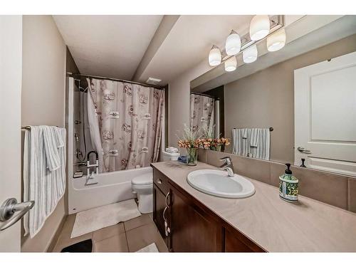 182 Cranarch Place Se, Calgary, AB - Indoor Photo Showing Bathroom