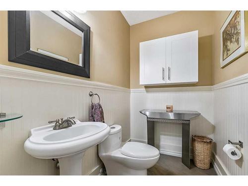 37 Rowland, Okotoks, AB - Indoor Photo Showing Bathroom