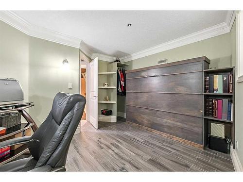 37 Rowland, Okotoks, AB - Indoor