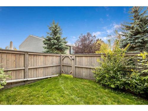 20-219 90 Avenue Se, Calgary, AB - Outdoor