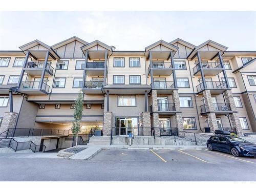 317-117 Copperpond Common Se, Calgary, AB - Outdoor With Balcony With Facade