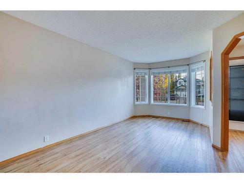 3626 Douglas Ridge Boulevard Se, Calgary, AB - Indoor