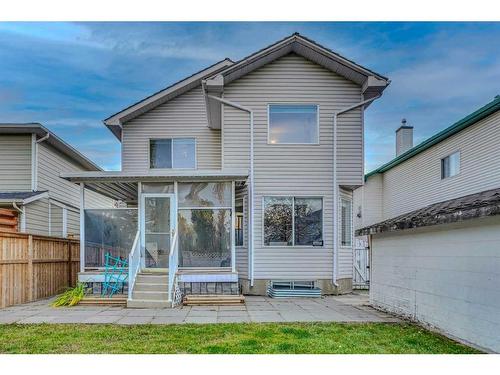 3626 Douglas Ridge Boulevard Se, Calgary, AB - Outdoor