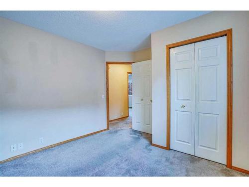 3626 Douglas Ridge Boulevard Se, Calgary, AB - Indoor Photo Showing Other Room