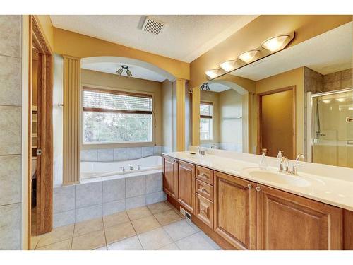 159 Gleneagles View, Cochrane, AB - Indoor Photo Showing Bathroom