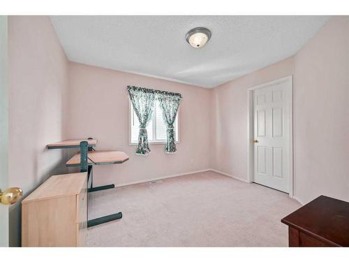 710 Martindale Boulevard Ne, Calgary, AB - Indoor Photo Showing Other Room