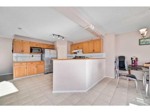 710 Martindale Boulevard Ne, Calgary, AB - Indoor Photo Showing Kitchen