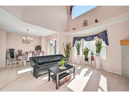 710 Martindale Boulevard Ne, Calgary, AB - Indoor Photo Showing Living Room