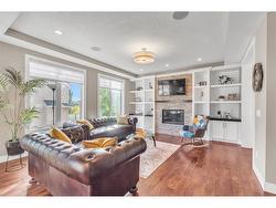 71 Elmont Rise SW Calgary, AB T3H 4X9