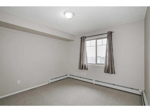 3406-60 Panatella Street Nw, Calgary, AB - Indoor Photo Showing Other Room