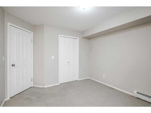 3406-60 Panatella Street Nw, Calgary, AB - Indoor Photo Showing Other Room