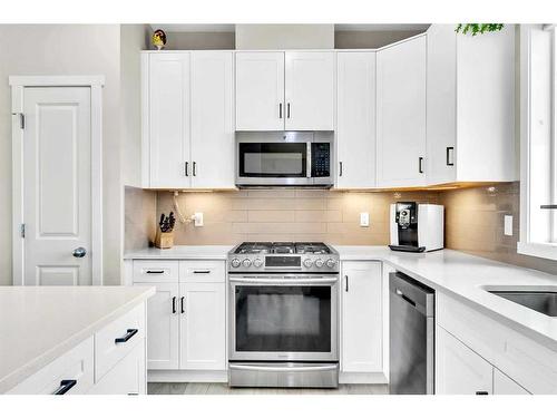 118 Auburn Meadows Avenue Se, Calgary, AB - Indoor Photo Showing Kitchen