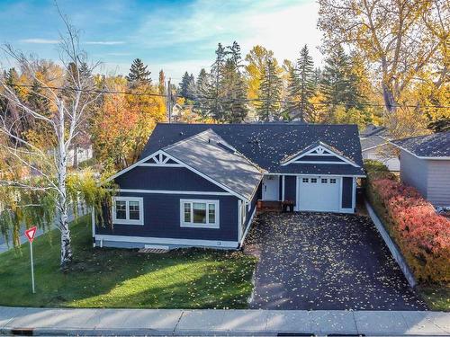 3 Glenview Crescent Sw, Calgary, AB - Outdoor With Facade