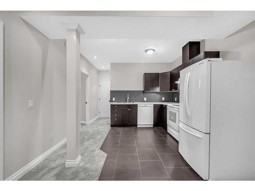 129 Saddlelake Green Ne, Calgary, AB - Indoor Photo Showing Kitchen