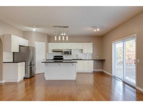 10349 Tuscany Hills Way Nw, Calgary, AB - Indoor Photo Showing Kitchen