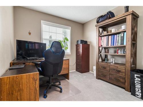 288 Cramond Close Se, Calgary, AB - Indoor Photo Showing Office