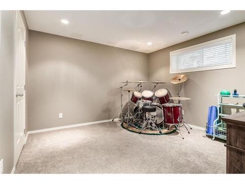 288 Cramond Close Se, Calgary, AB - Indoor