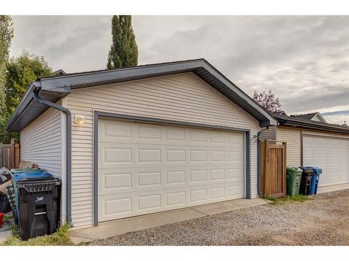 288 Cramond Close Se, Calgary, AB - Outdoor With Exterior