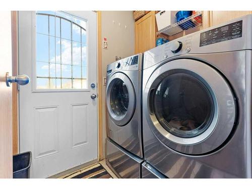 30313 Range Road 13, Rural Mountain View County, AB - Indoor Photo Showing Laundry Room