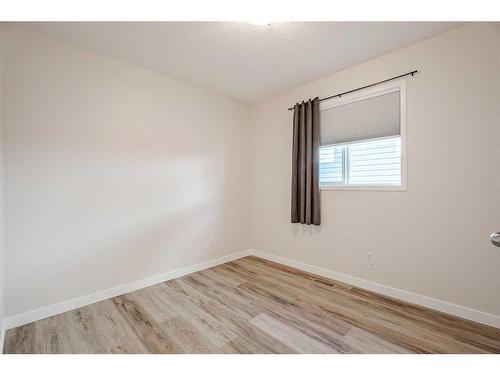 119 Sagewood Grove Sw, Airdrie, AB - Indoor Photo Showing Other Room