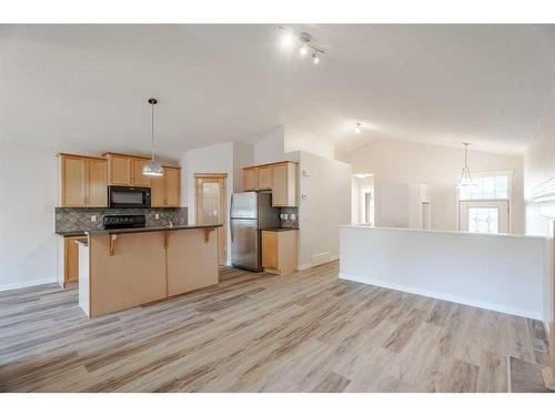 119 Sagewood Grove Sw, Airdrie, AB - Indoor Photo Showing Kitchen