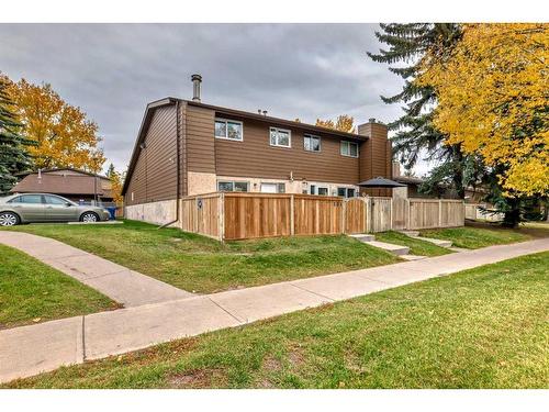 101-5404 10 Avenue Se, Calgary, AB - Outdoor