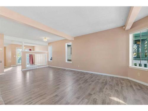 80 Costa Mesa Close Ne, Calgary, AB - Indoor