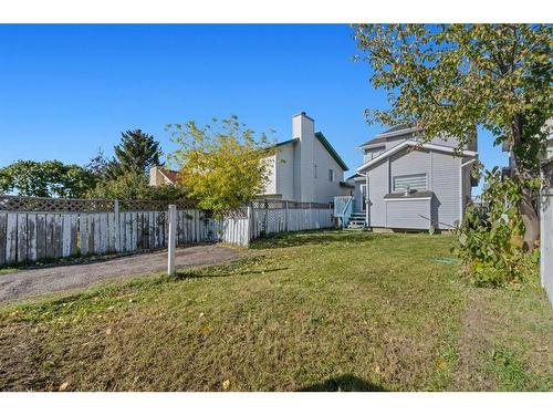 80 Costa Mesa Close Ne, Calgary, AB - Outdoor