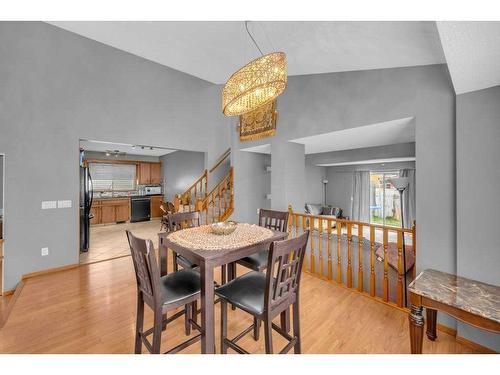 112 Whitehaven Crescent Ne, Calgary, AB - Indoor Photo Showing Dining Room