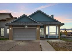 112 Whitehaven Crescent NE Calgary, AB T1Y 6C5