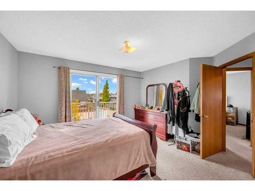 112 Whitehaven Crescent Ne, Calgary, AB - Indoor Photo Showing Bedroom