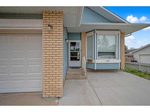 112 Whitehaven Crescent Ne, Calgary, AB - Outdoor