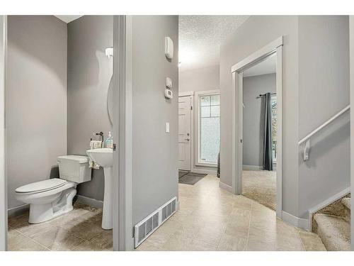 212 Silverado Range Close Sw, Calgary, AB - Indoor Photo Showing Bathroom